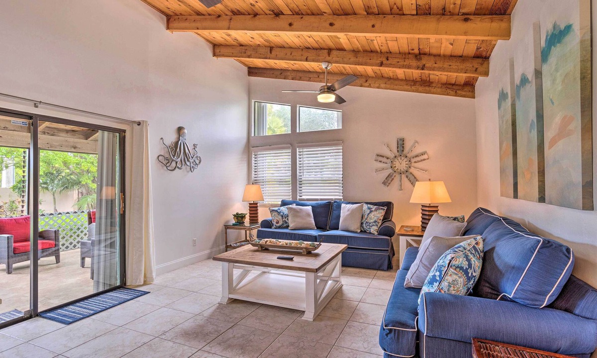 Jensen Beach House | < 1 Mi to Jensen Beach: Home w/Community Perks!