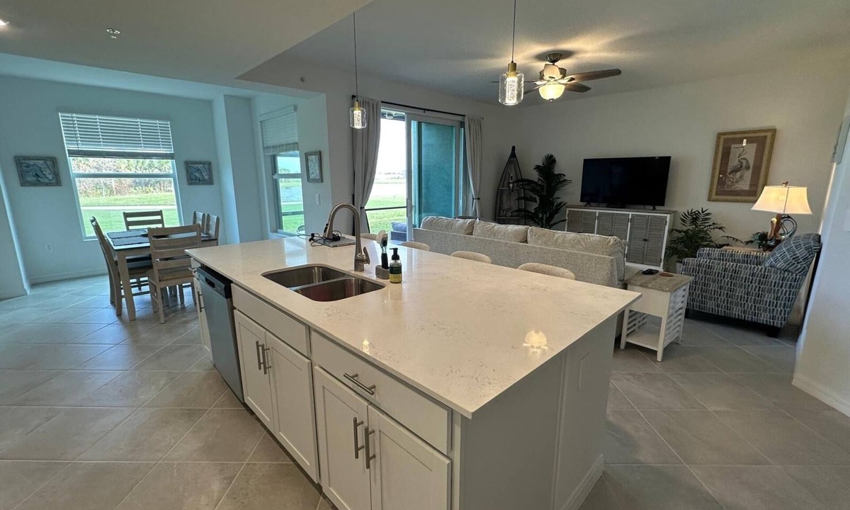 Venice Condo | 1 year old Wellen Park Luxury 2 bedroom Condo