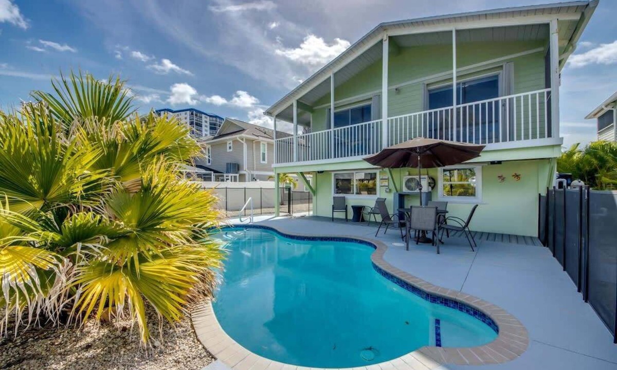 Mid Island House | 113 Gulfview Pool Oasis Steps from the Beach