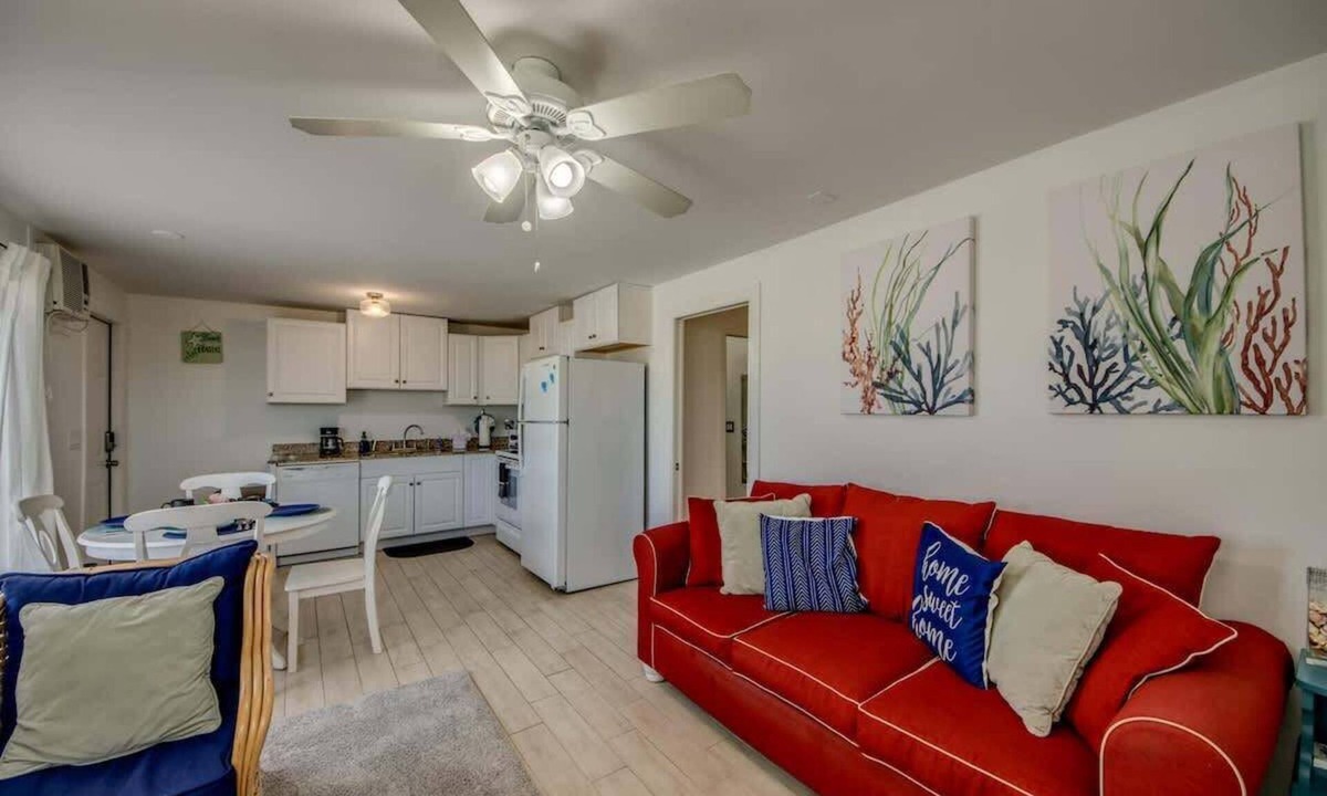Fort Myers Beach Apartment | 17259 Whitewater Cozy Pet Friendly Duplex