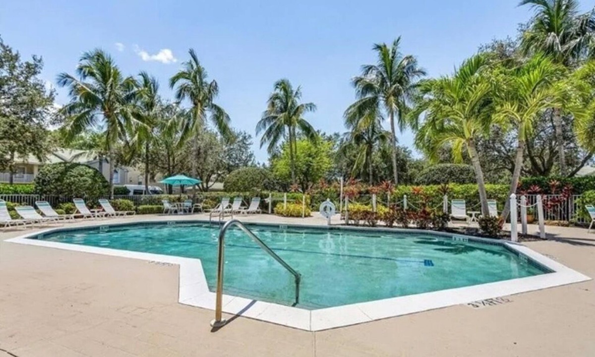 Bonita Springs Condo | 1st floor,New furniture & appliances. Gated. Beaches min away. Slice of Heaven