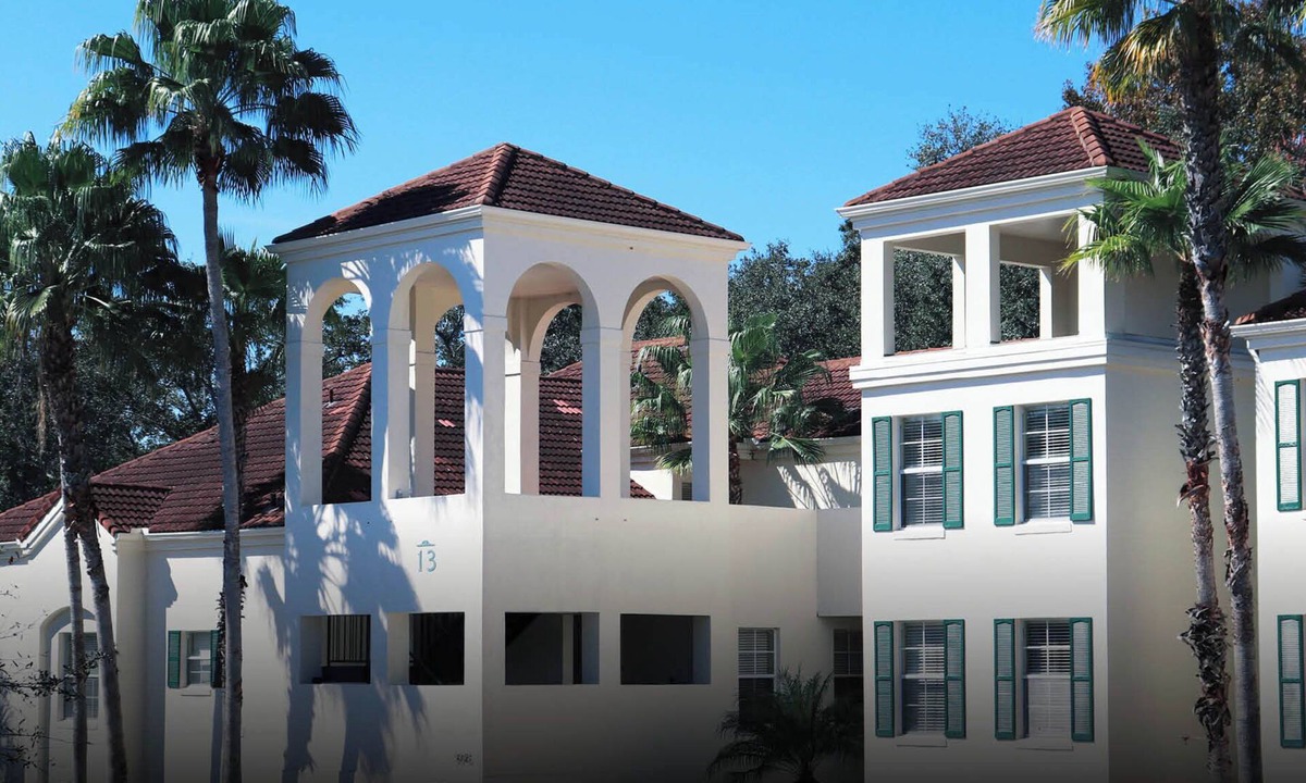 Chatham Park Condo | 2-bedroom condo in Kissimmee 5 minutes from Disney with fitness room, AC, WiFi