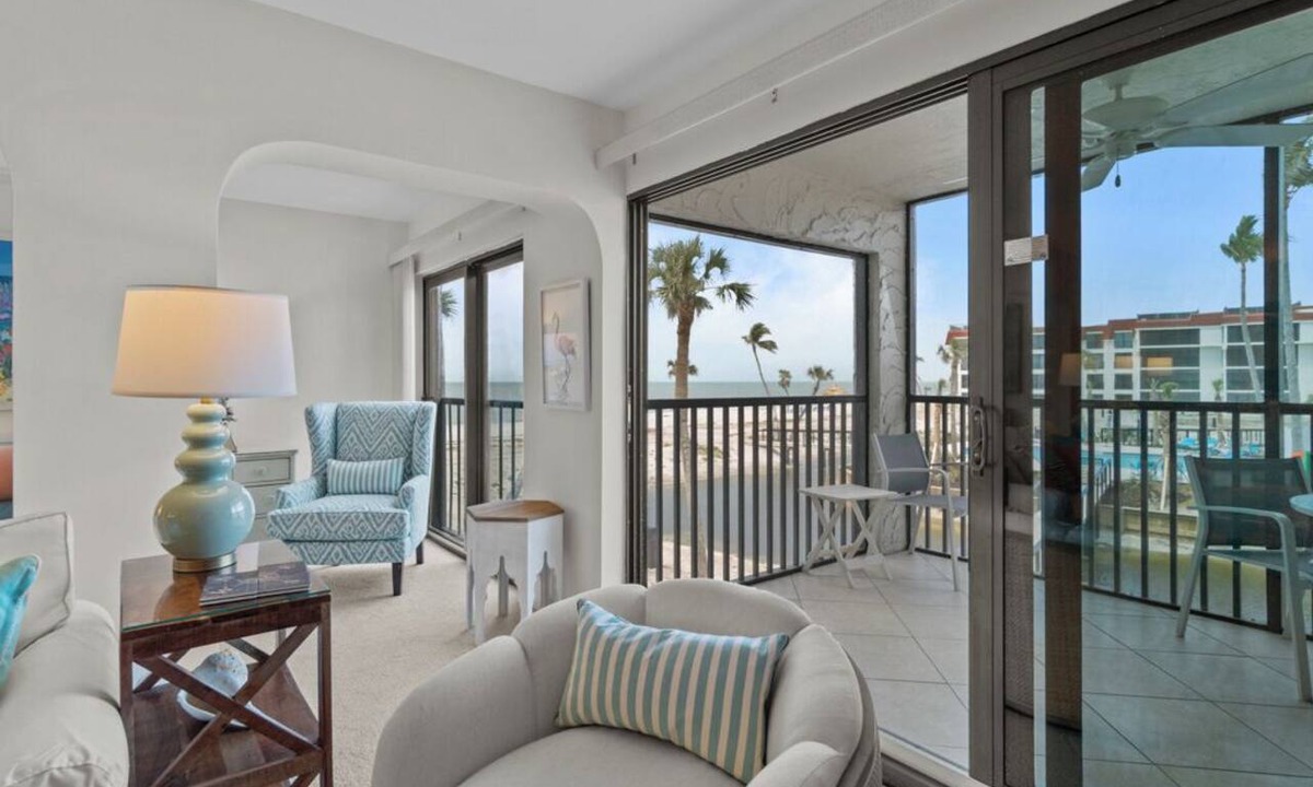 Sanibel Condo | 2 Bedroom Condo With Spectacular Gulf Views