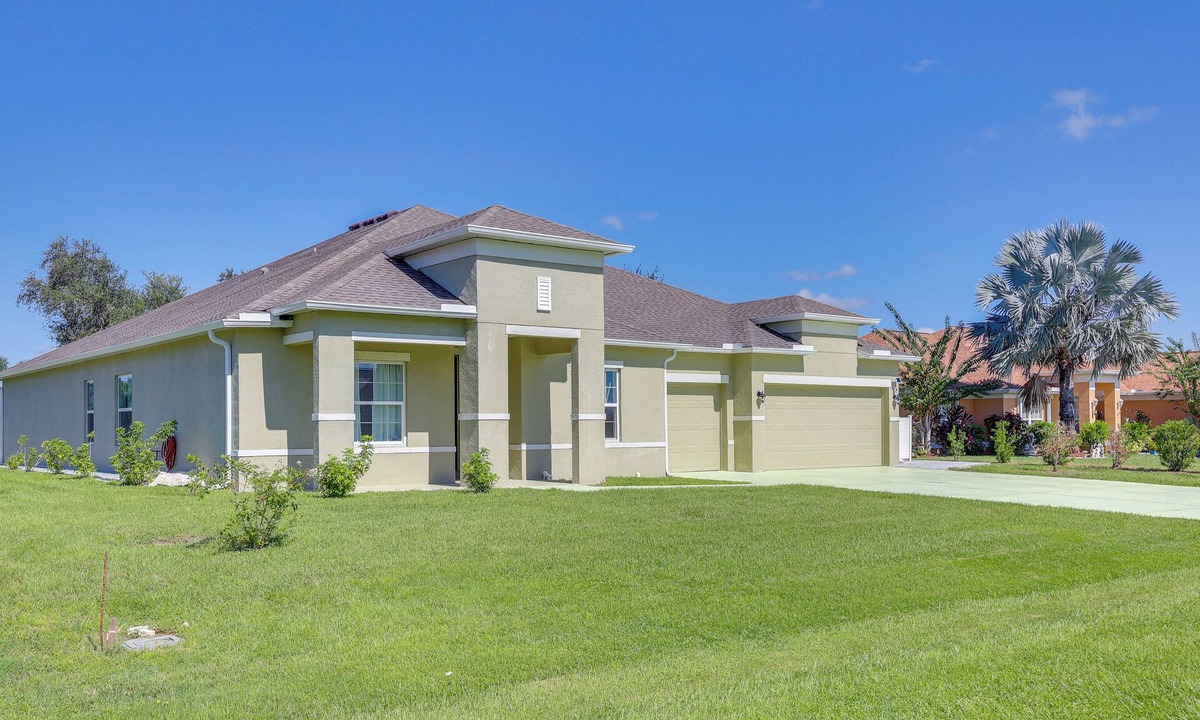 Deep Creek House | 2 Mi to Golf! Punta Gorda Gem w/Pet-Friendly Yard