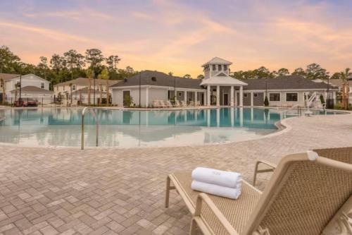 St. Augustine House | 2 Private Suites Pool Near Beaches & Golf