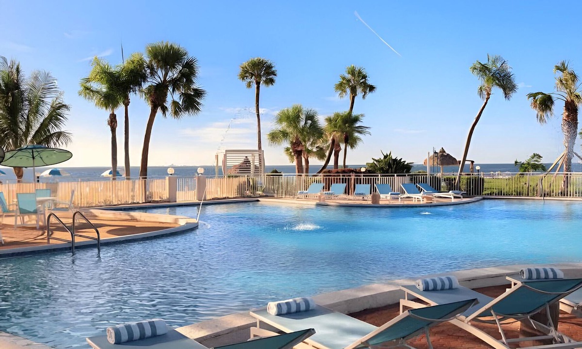 Pinellas Point Hotel | 2 Units | Oceanview Sanctuary w/Exclusive Beach Cabana & Coastal Dining Scene