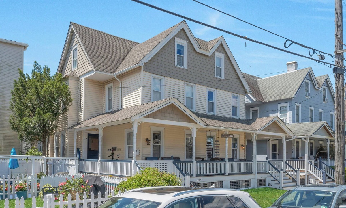 Ocean Grove House | 20 Grover's Ocean, spacious 5 bedroom home with central AC, 1 block to beach!