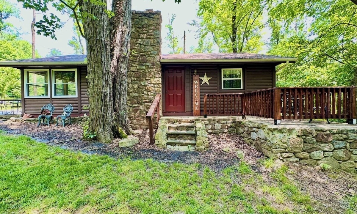 Grantville Cabin | 20 Mins To Hershey Park w/Farm Animals & Firepit!