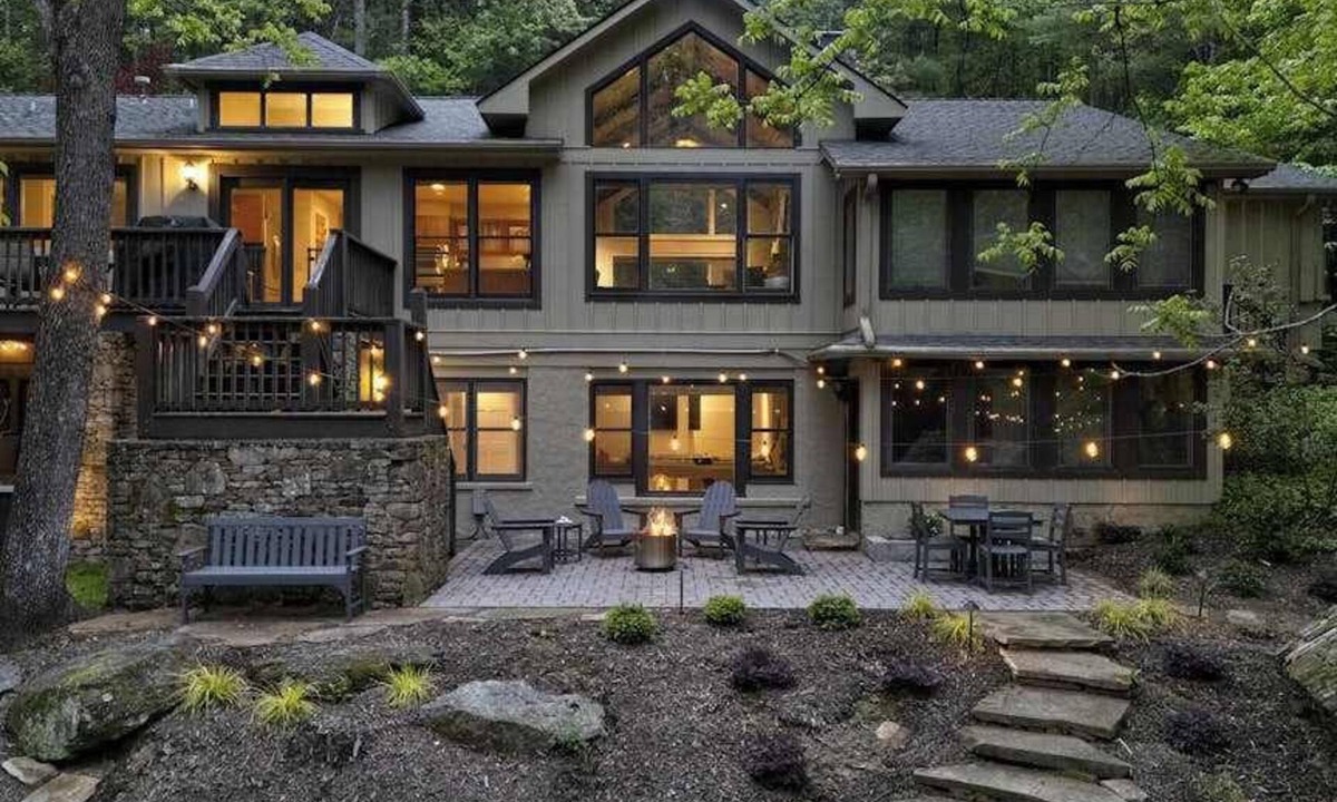 Hendersonville House | 21-acre multi-home escape with hot tub, hiking trails & waterfalls