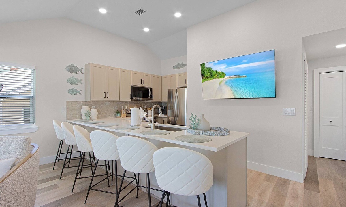Fort Myers Beach House | 2633 Coconut Dreams A: 3BR w/Pool & Steps to Beach
