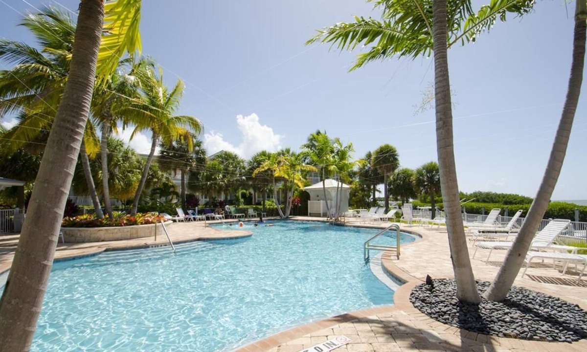 Islamorada House | 2BR/2.5BA Angler's Reef Conch Villa 103 With Private Beach and Pool Access