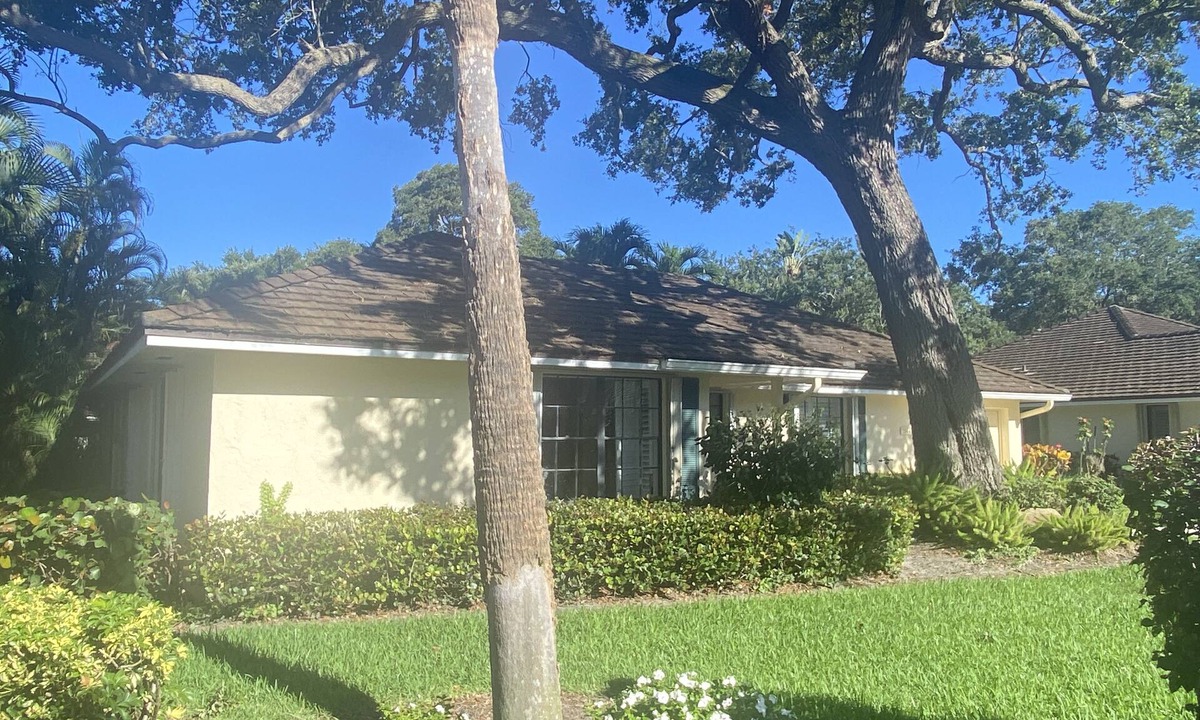 North Palm Beach House | 2BR - 2BA House with a water view and a 37ft boat lift!