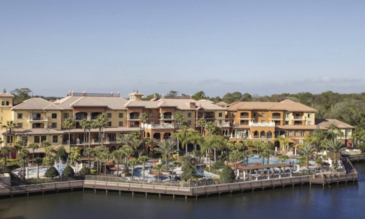 Lake Buena Vista Resort | 2BR-Dlx Inside Disney Gates-5 Pools, 2 Lazy Rivers, SPLASH Pad, Mini Golf + MORE