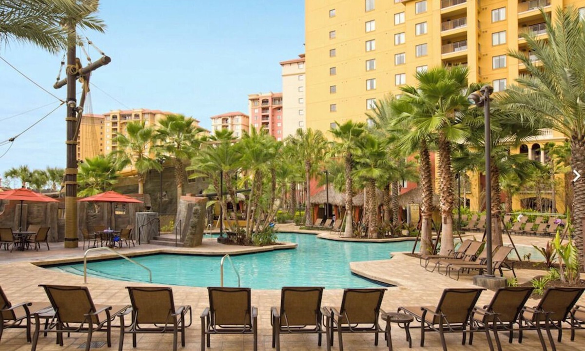 Lake Buena Vista Resort | 2BR-Dlx Inside Disney Gates-5 Pools, 2 Lazy Rivers, SPLASH pad, Mini Golf & More