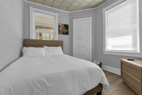 Seaside Heights House | 2BR Jersey Shore Beach Cottage Bayside Retreat