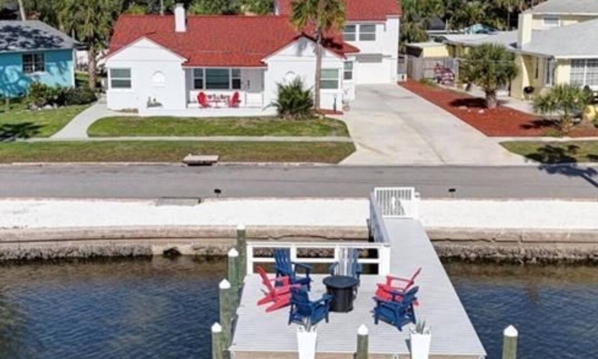 Bayou Shores Apartment | 2BR Waterfront House with Gorgeous Water Views & Dock!
