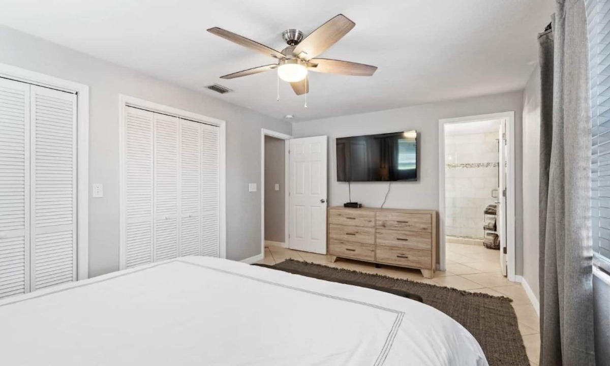 Bonita Springs House | 3.5 miles to beach! Large, private home