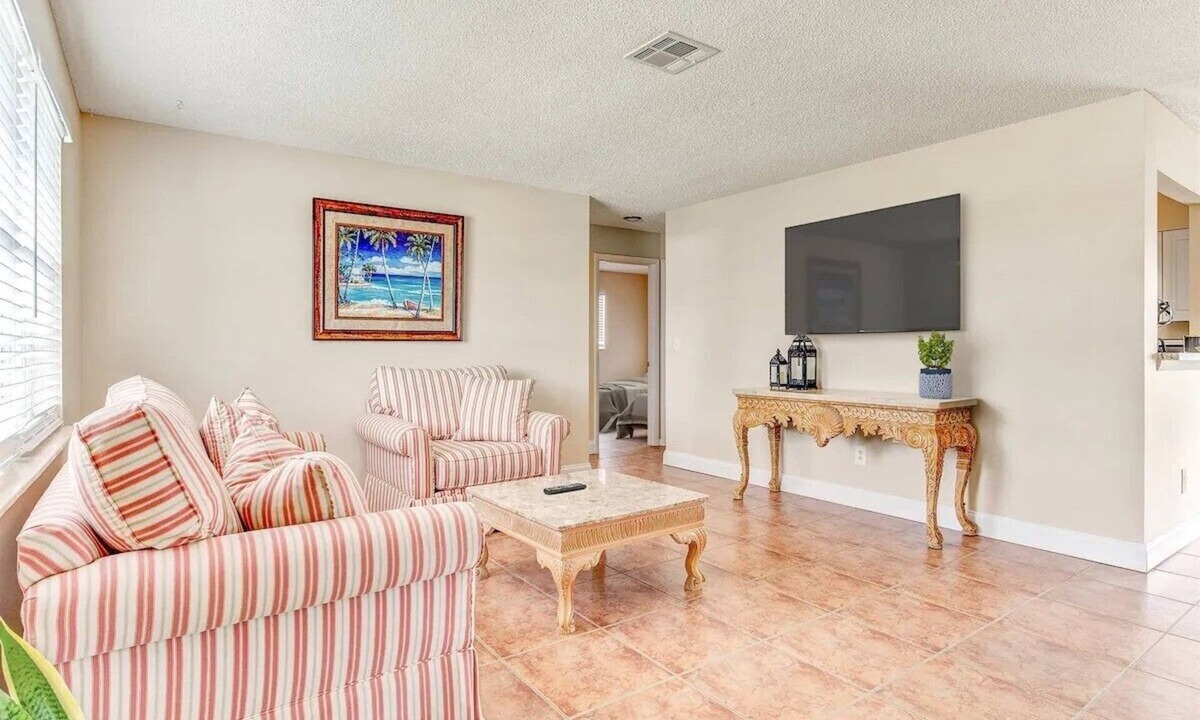 Saint Lucie West House | 3-bedroom house in charming Port St. Lucie with AC and high speed Internet