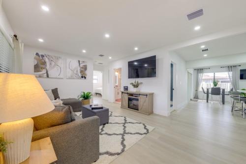 Miramar House | 3 Mi to Hard Rock Stadium: Retreat w/Private Yard