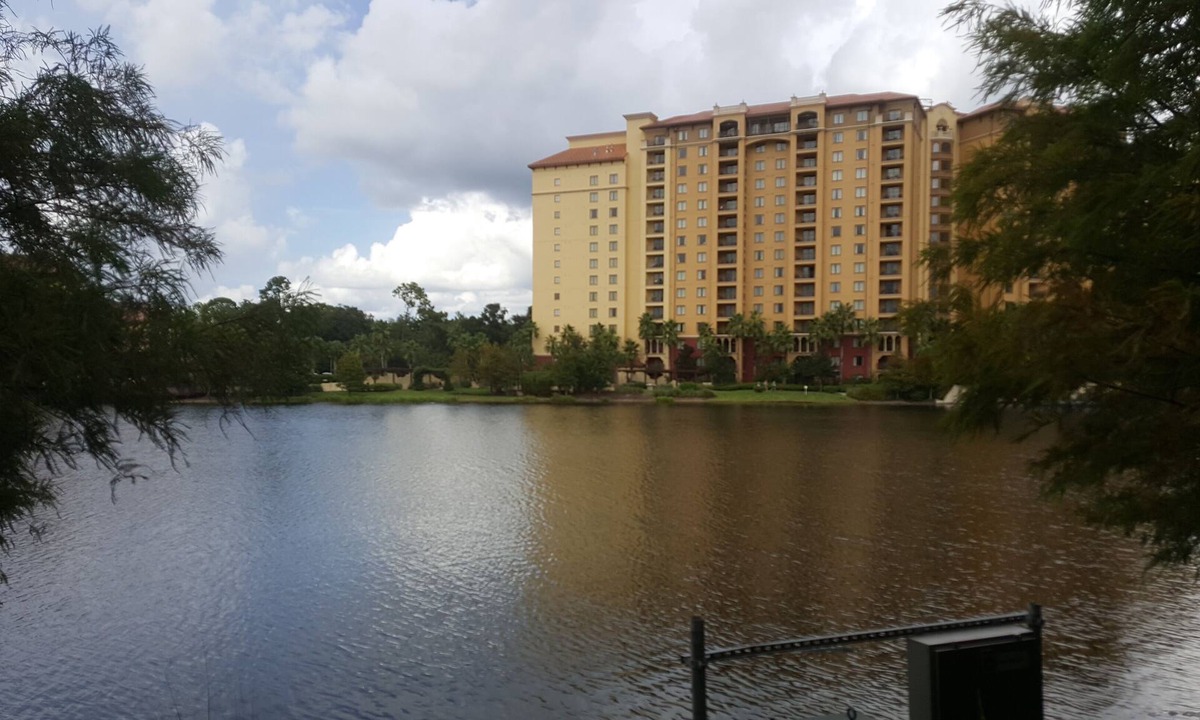Lake Buena Vista Resort | 3BD/Orlando near Disney - Full Kitchen, Lots of Pools!