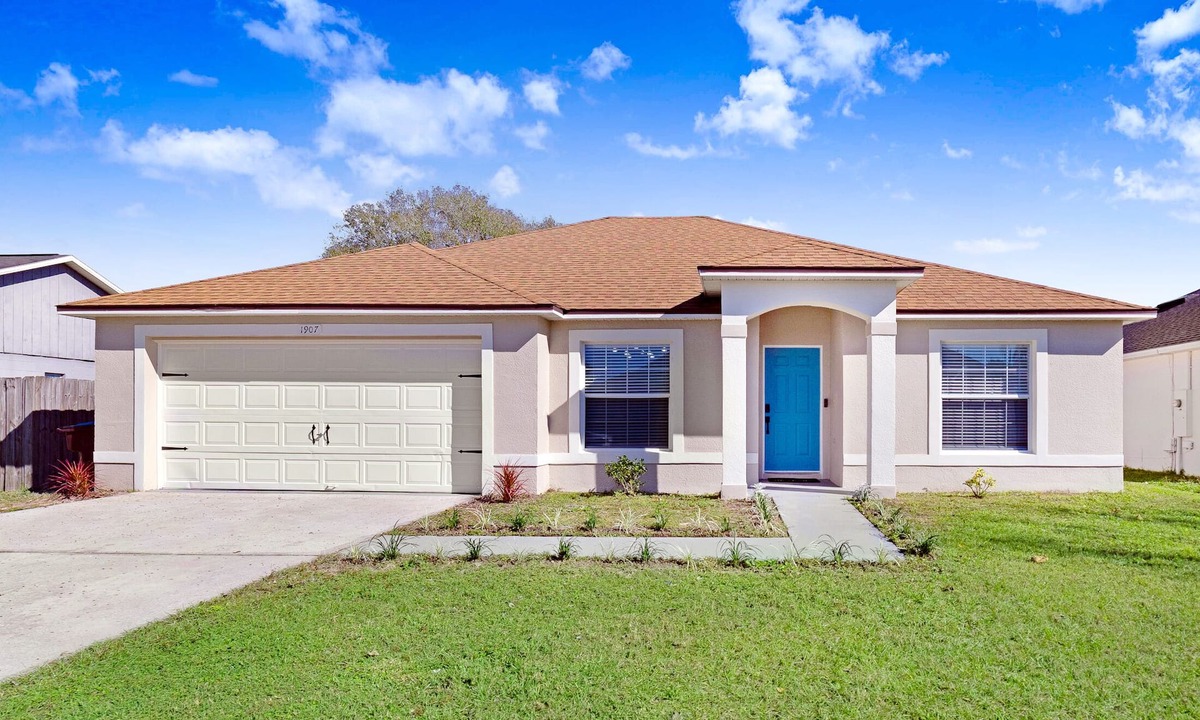 Saint Cloud House | 3BR Extended Stay Oasis