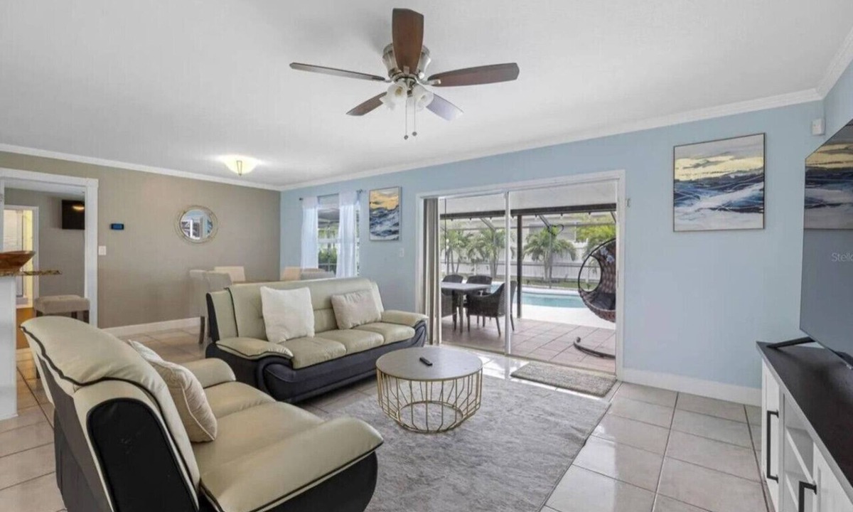 Greenbrook Estates Villa | 3BR | Saltwater Pool + Spa | Solar Heated | 9 Min to Airport | Sleeps 7
