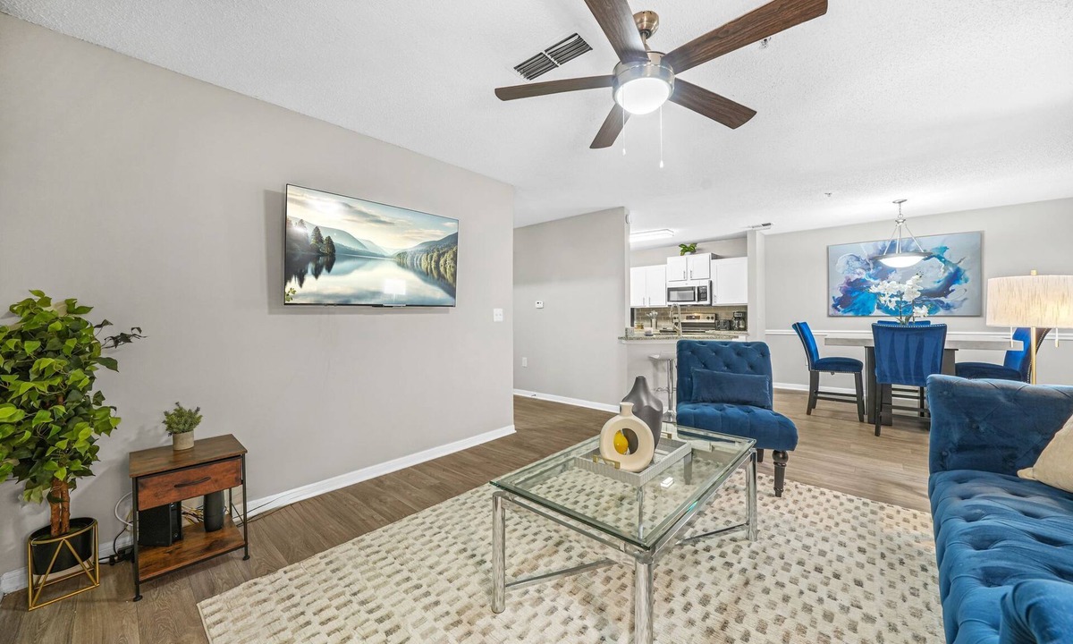 Athens Apartment | 3BRLux, UGA + Downtown Athens Game Weekend Ready, Relax by the Pool