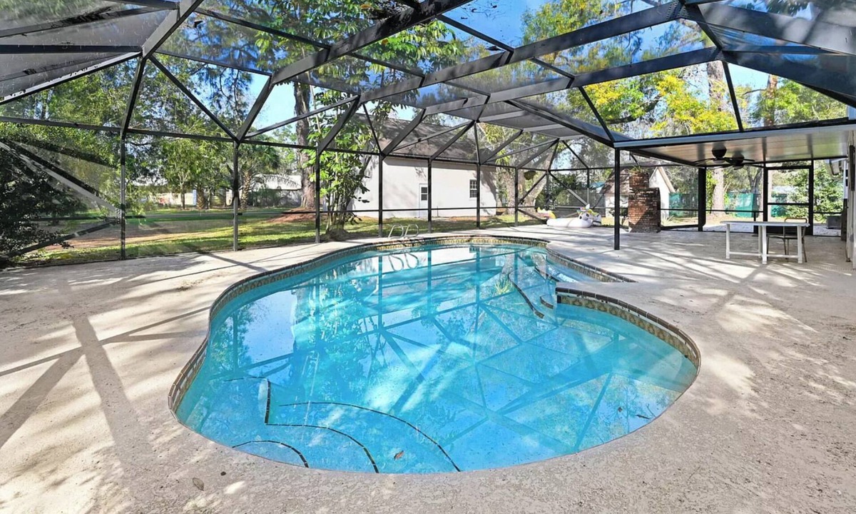 June Park House | 4 Bedroom Pool Home on large acre lot.