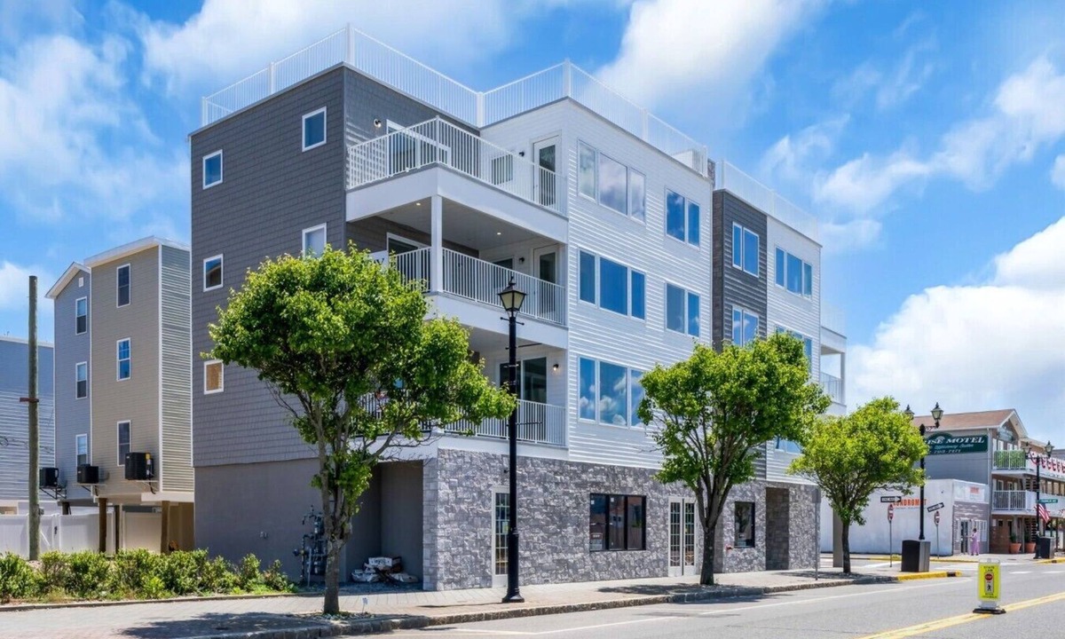 Seaside Heights Villa | 4BR with Rooftop Ocean Views | Luxury Shore Penthouse