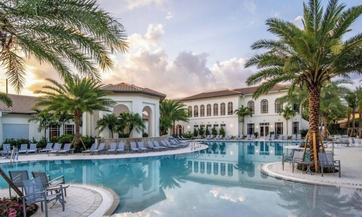 Delray Beach House | 5bd Resort Life ~ Golf Membership ~ TOP Country Club in Delray Beach Boca