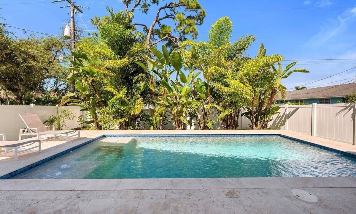 Naples Park House | 811 Stylish Naples Villa-Private Heated Pool-Near Beach