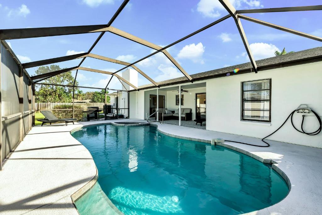 West Bradenton House | A Coastal Paradise