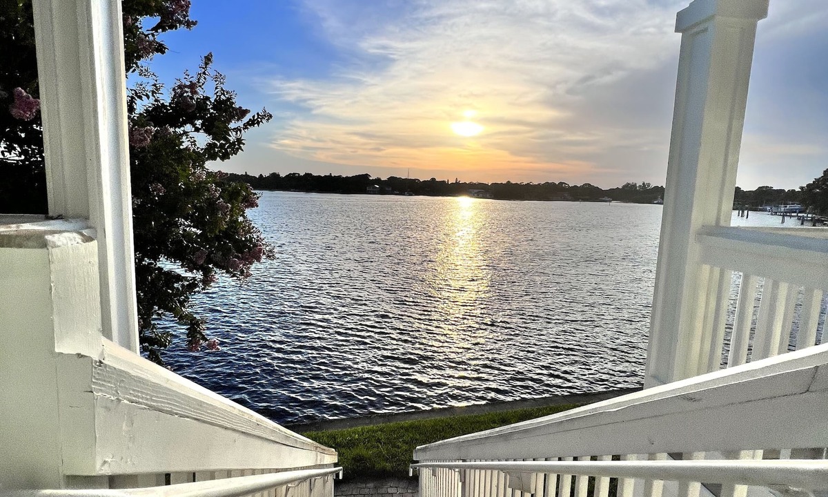 Coquina Key Condo | A Taste of Paradise @tnzwaterside
