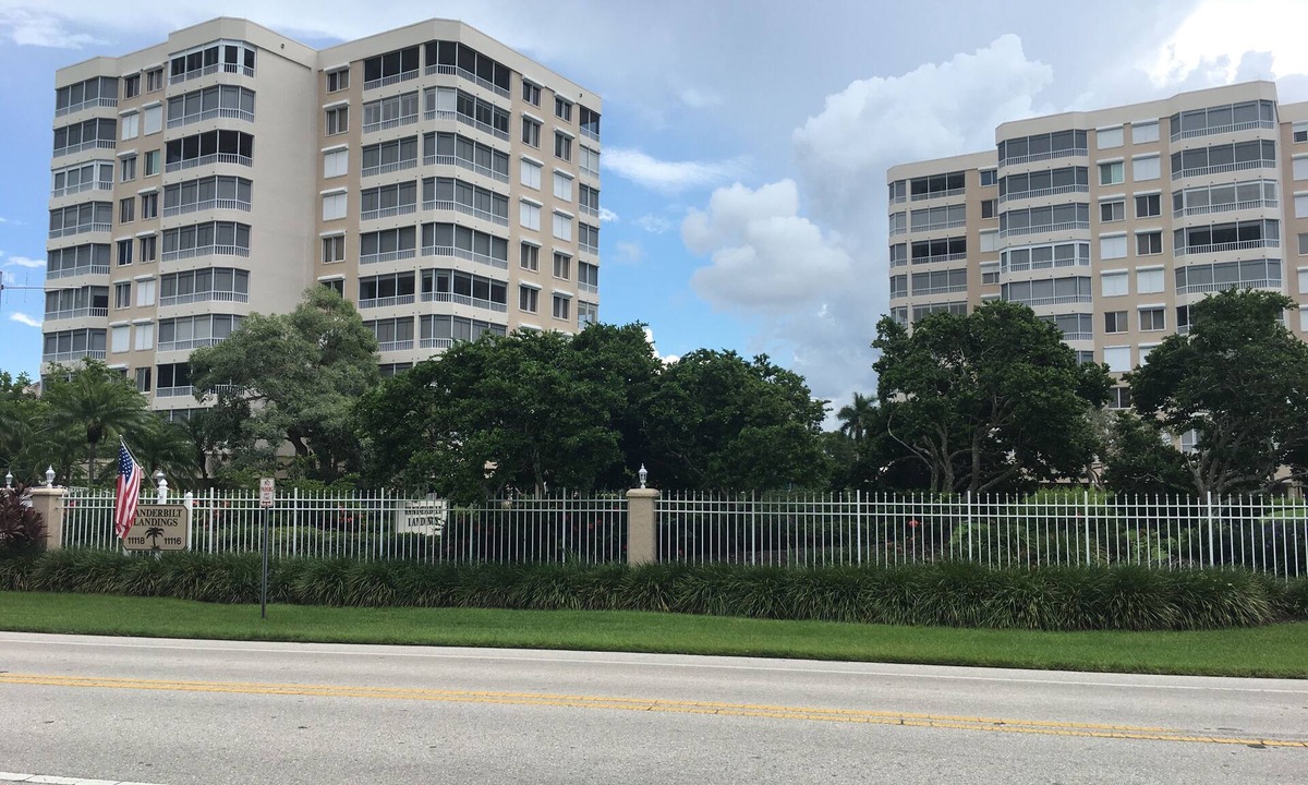 Vanderbilt Beach Condo | Across from the Beach and on the Bay