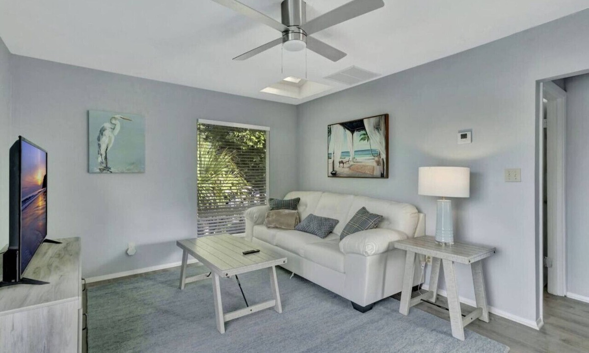 Indian River Estates House | Adorable 1 BR carriage house!