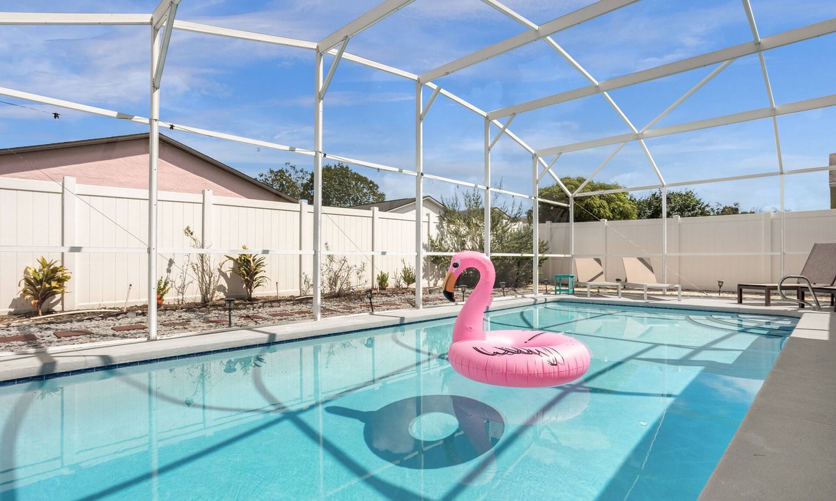 Montego Bay House | Amazing Blue Private Pool - 4BR House Near Disney