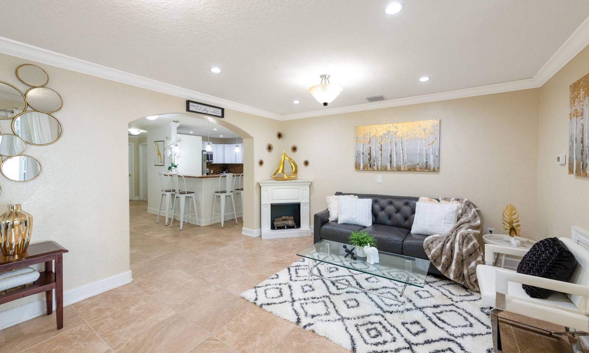 Fort Pierce North House | Angle Road - "A Home Away From Home"