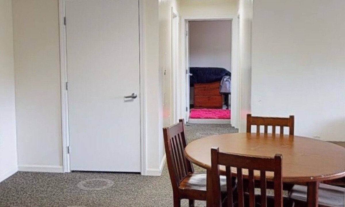 Caldwell Apartment | Apartment- 4 bedrooms in Caldwell, NJ