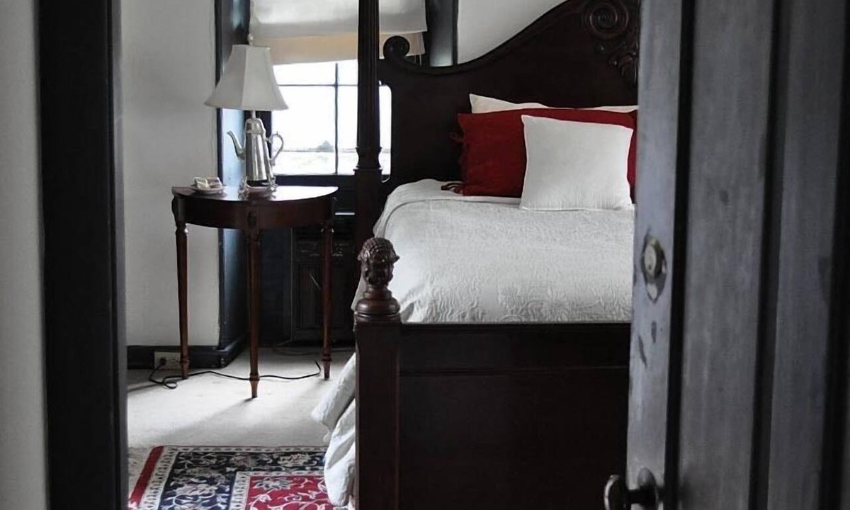 Holicong Bed & Breakfast | Ash Mill Farm Bed & Breakfast