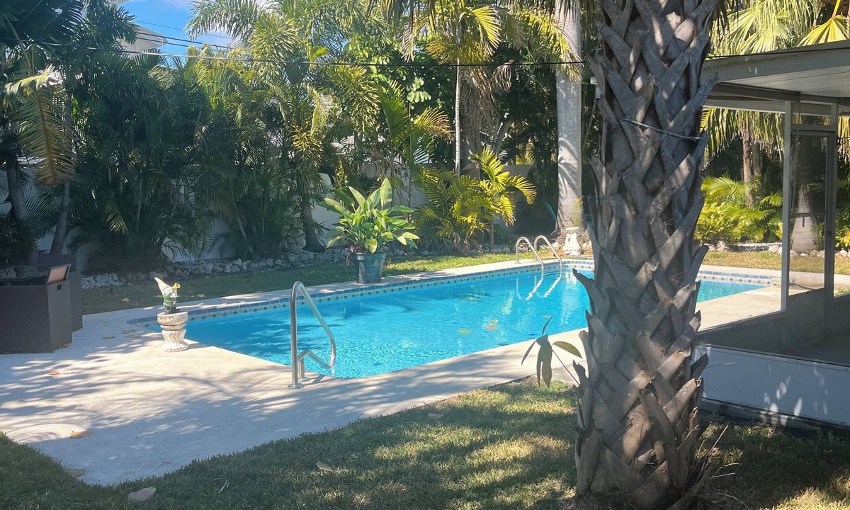 Shore Acres House | Backyard Oasis: 2 bedroom house with pool in Shore Acres mins from St Pete