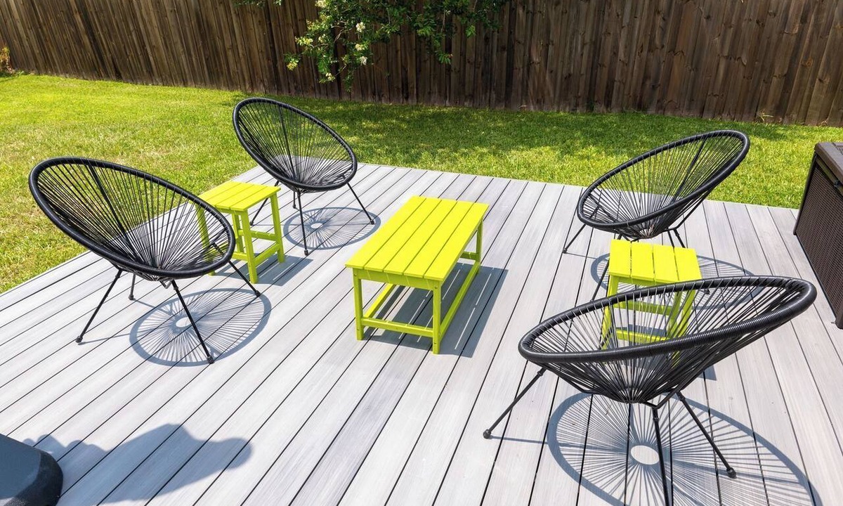 Beach Haven House | Be A Nomad | 1BR Near Mayo Clinic | Private Deck | Free Parking | Sleeps 2