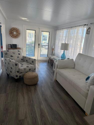 Hutchinson Island South House | Beach Bum Bungalow