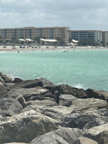 Venice Apartment | Beach Front San Marco 2 bedroom condo Venice Florida