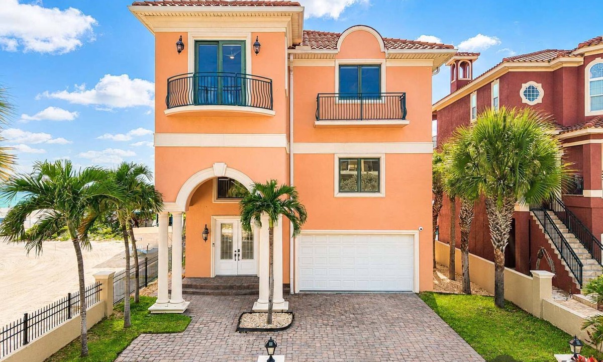 Sunset Beach House | Beachfront Luxury Estate - Pool, Spa & Sunset View