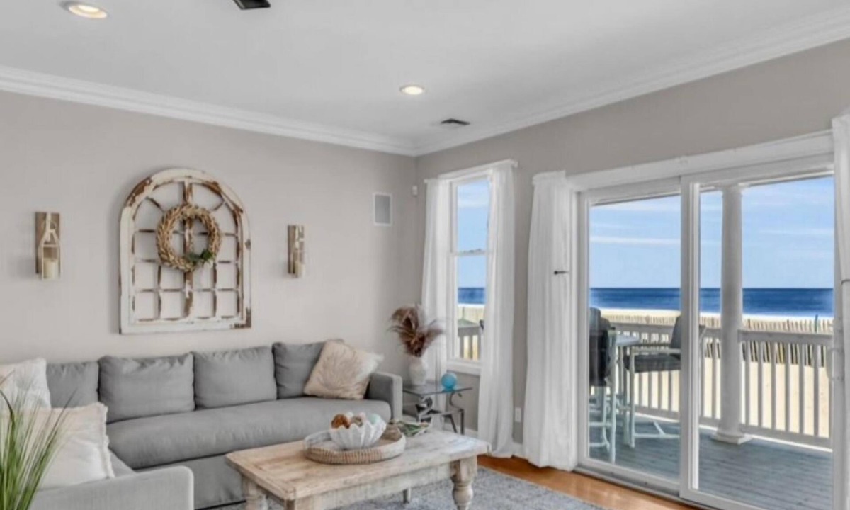 Manasquan Condo | BEACHFRONT WEEKLY RENTAL!
