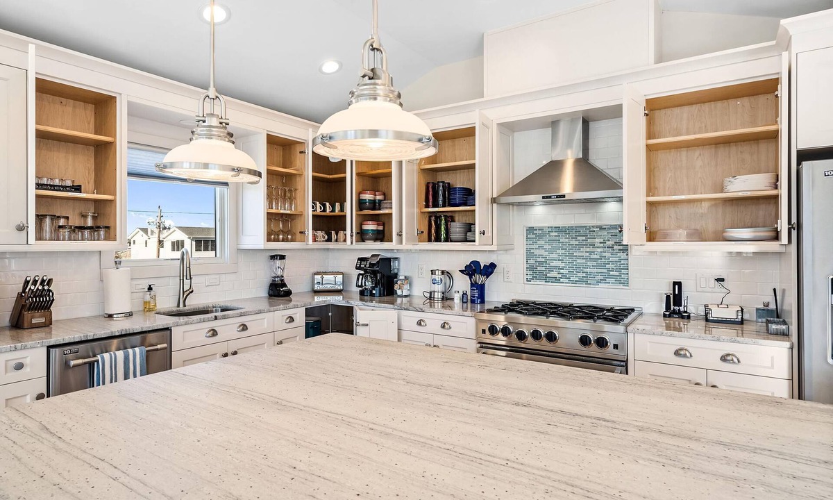 Harvey Cedars House | Beautiful 5 Bedroom beach block with swimming pool, decks, indoor/outdoor living