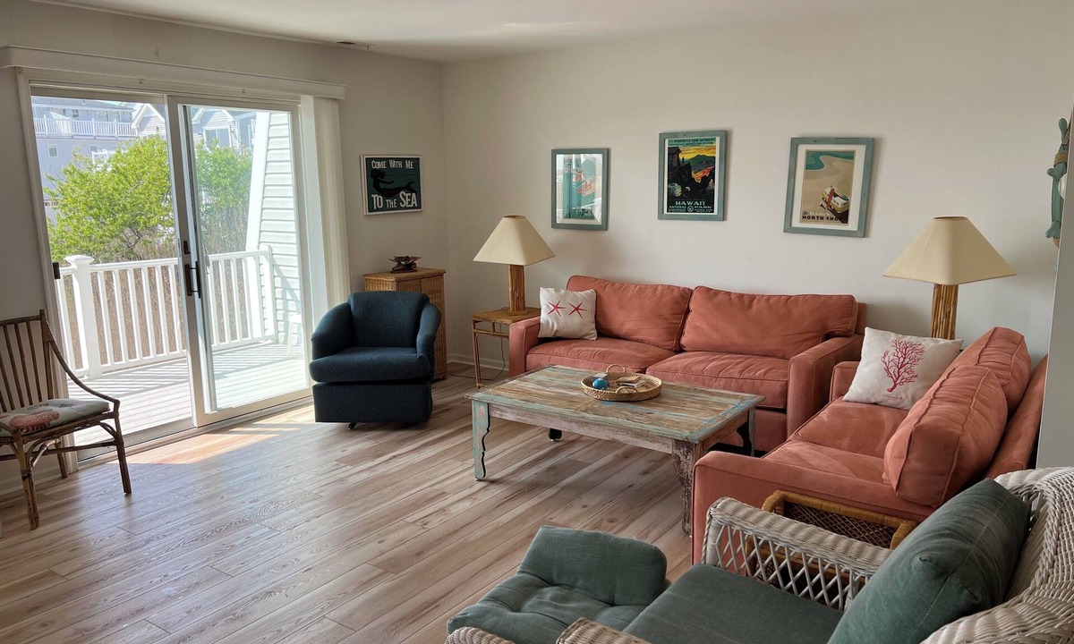 Townsend's Inlet House | Beautiful Bay-front 4-bedroom house in TI Sea Isle City perfect for families