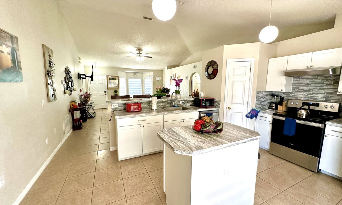 Port Malabar House | Beautiful, cozy, safe, clean house near to all you need for your stay
