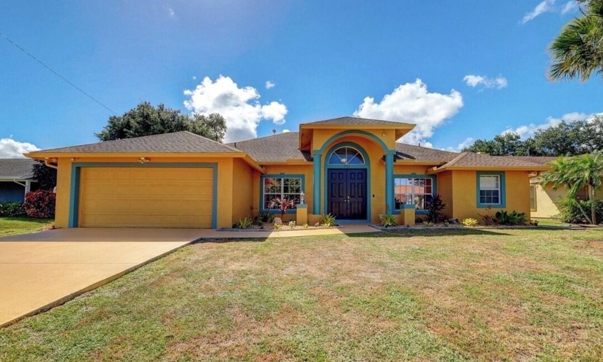 Port Saint Lucie House | Beautiful private house