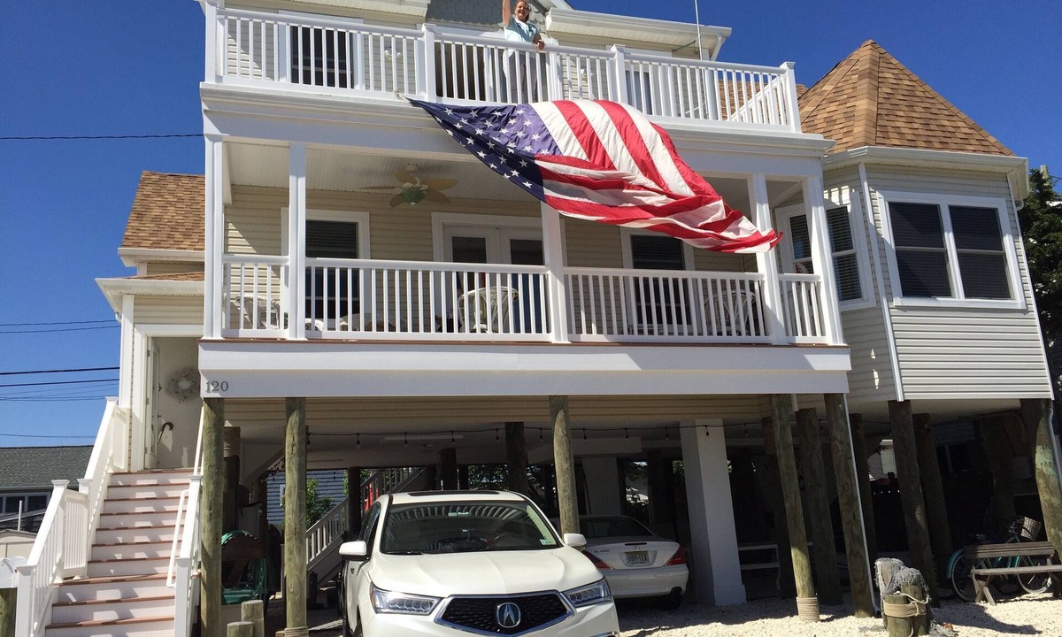 Dover Beaches North House | Begin your summer in this upscale Jersey Shore Home for your family vacation!